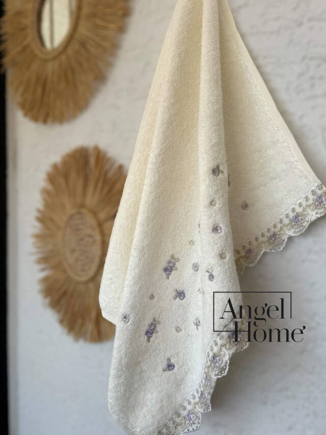 %100 Pamuk Yüz Havlusu Nakışlı ve Çiçek Motifli - Mürdüm - 1