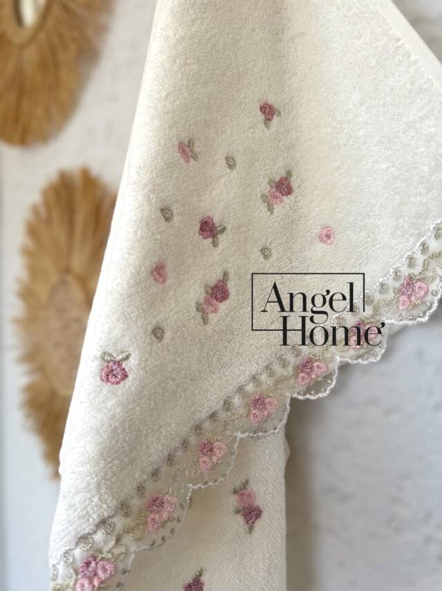 %100 Pamuk Yüz Havlusu Nakışlı ve Çiçek Motifli - Pembe - 2