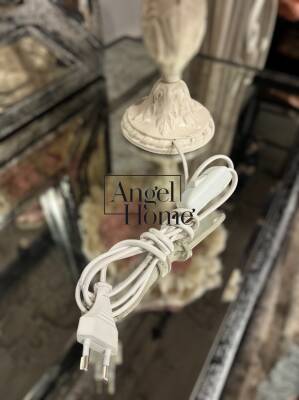 Ferforje Ayaklı Kadife Abajur | Şık ve Kolay Temizlenebilir Tasarım - 3