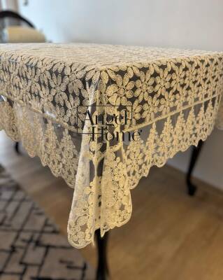 Güpürlü Simli Leke Tutmaz Dertsiz Masaörtüsü - Krem - Angel Home
