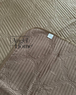 Kadife Dokulu Çift Kişilik Yatak Örtüsü Takımı 240x260 + 2 Yastık Kılıfı - 3