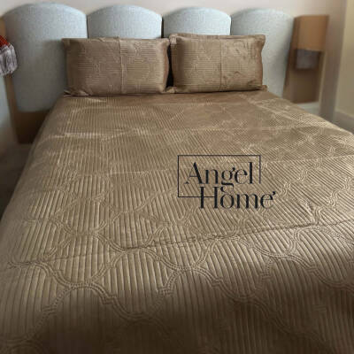 Kadife Dokulu Çift Kişilik Yatak Örtüsü Takımı 240x260 + 2 Yastık Kılıfı - Angel Home