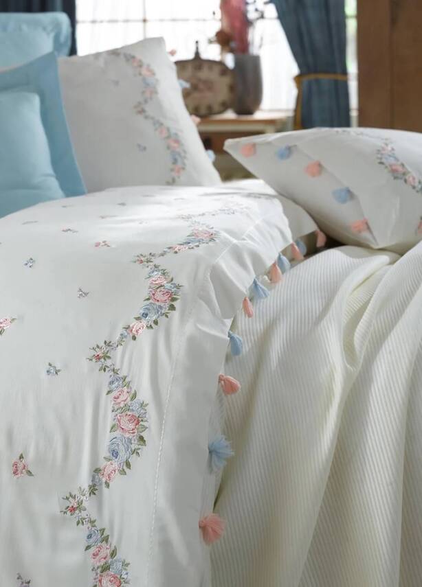 Lara %100 Pamuk Saten Nakışlı Çift Kişilik Pike Takımı - Beyaz/Mavi - 2