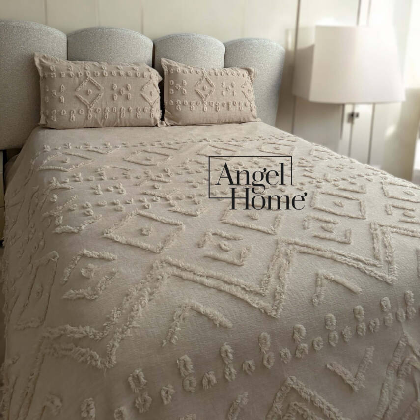 Püsküllü Pamuklu Çift Kişilik Yatak Örtüsü 240x260 + 2 Yastık Kılıfı - Vizon - 1