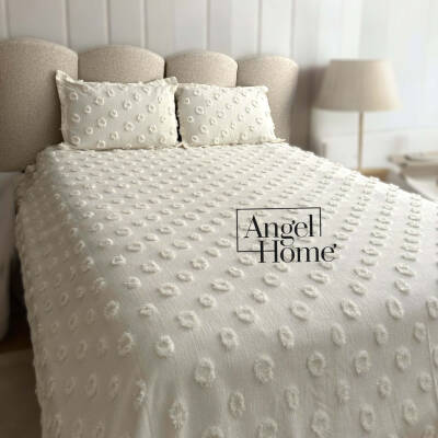 Ponpon Çift Kişilik Yatak Örtüsü 240x260 2 Yastık Krem Rengi - Angel Home