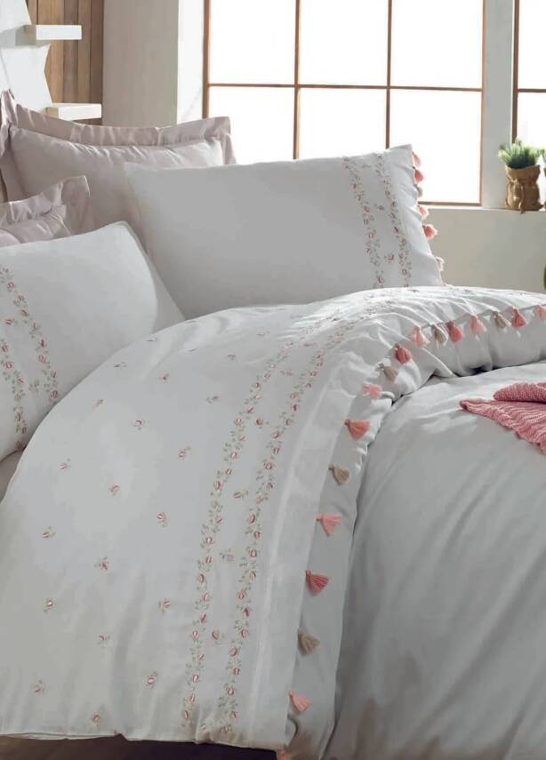 Royal %100 Pamuk Saten Nakışlı Çift Kişilik Nevresim Takımı - Beyaz - 1