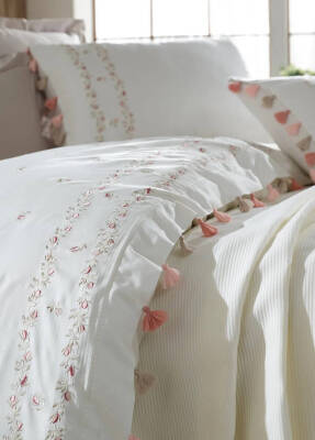 Royal %100 Pamuk Saten Nakışlı Çift Kişilik Pike Takımı - Beyaz - 2