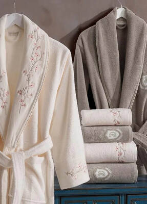 Sarmaşık 6 Parça %100 Pamuk Nakışlı Bornoz Seti - Krem/Bej - Dantela