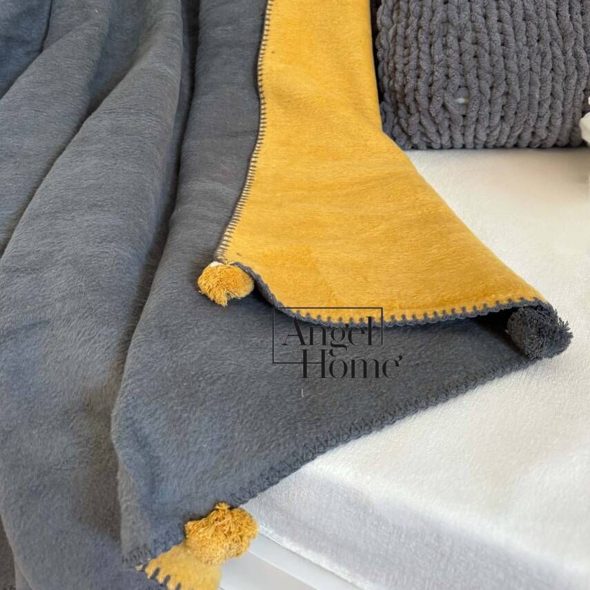 Tek Kişilik Merinos Ponponlu Battaniye – Çift Taraflı, 150x200 cm (Antrasit - Hardal) - 2