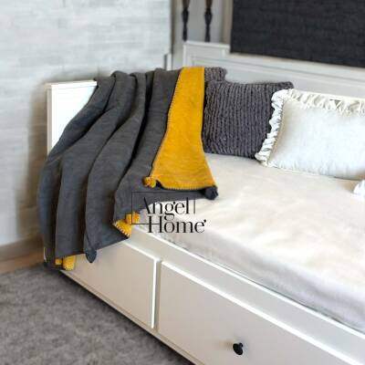 Tek Kişilik Merinos Ponponlu Battaniye – Çift Taraflı, 150x200 cm (Antrasit - Hardal) - Merinos